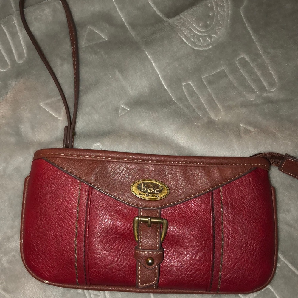b•o•c wristlet